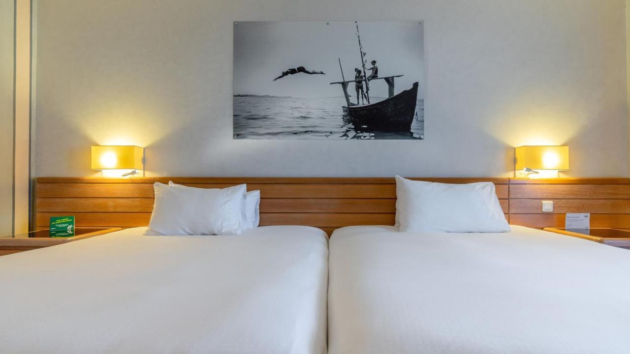 Holiday Inn Nice - Port St Laurent, An Ihg Hotel Saint-Laurent-du-Var Kültér fotó